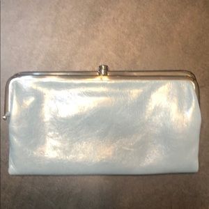 HOBO Lauren Clutch Wallet